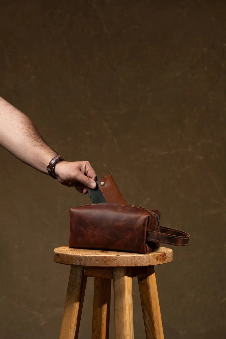 Viaticus — Leather Wash Bag