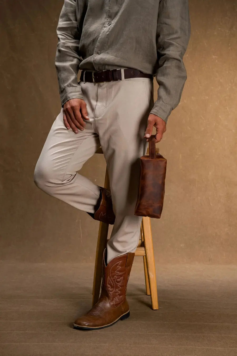 Viaticus — Leather Wash Bag