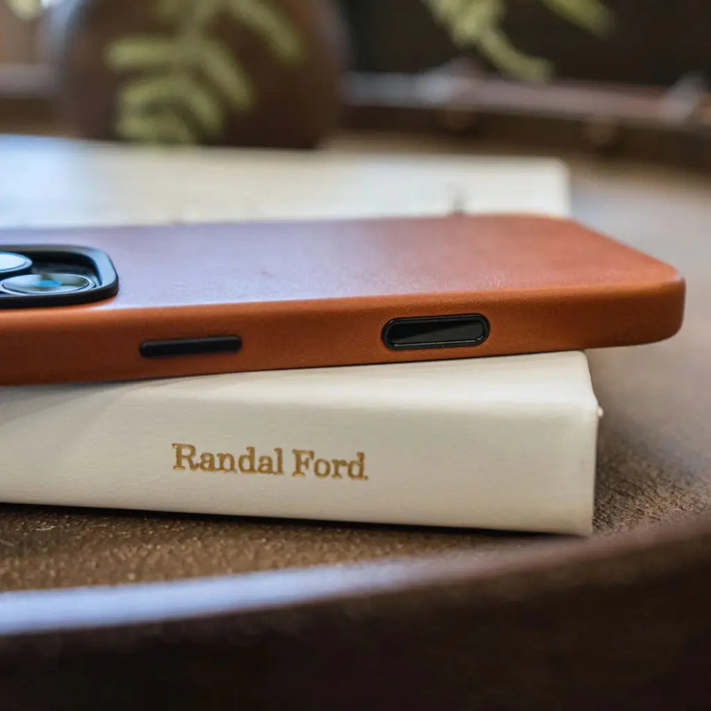 Orbis — Full-Grain Nappa Leather Case