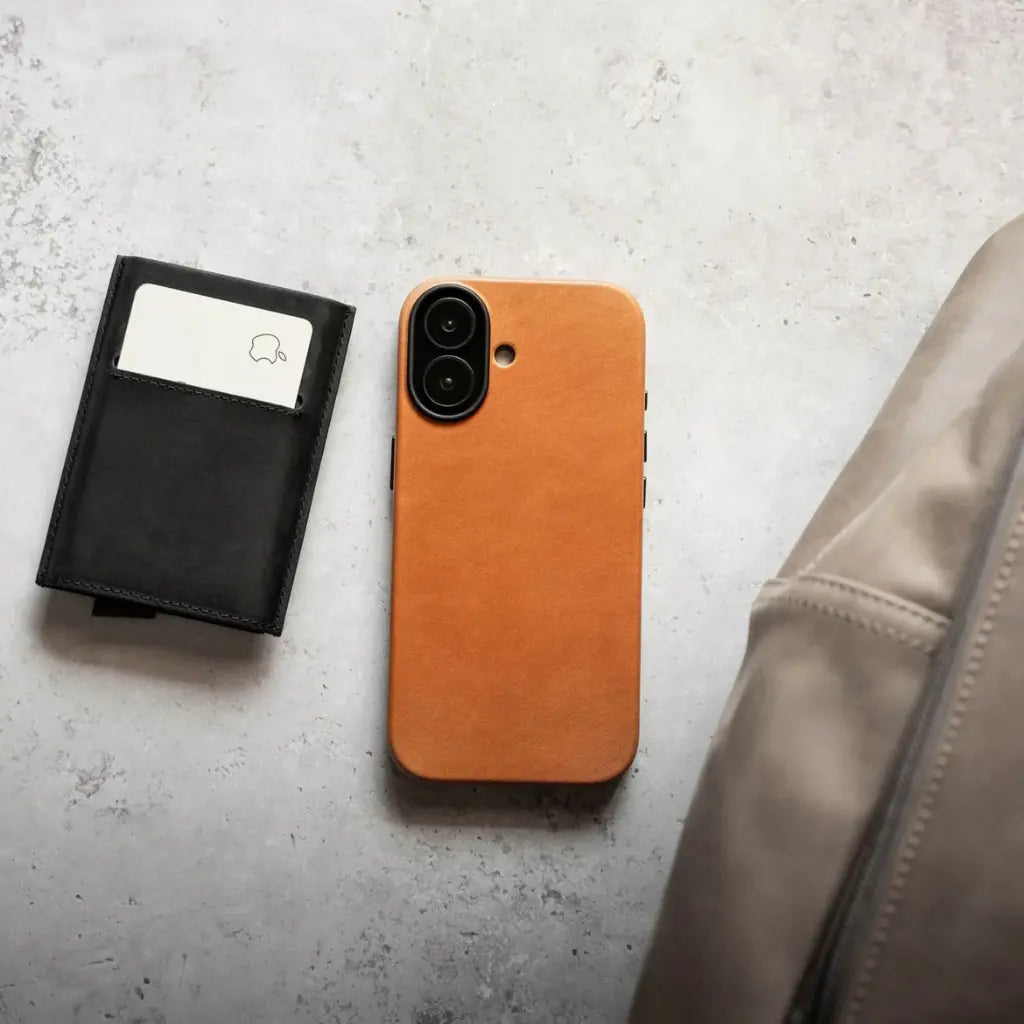 Orbis — Full-Grain Nappa Leather Case