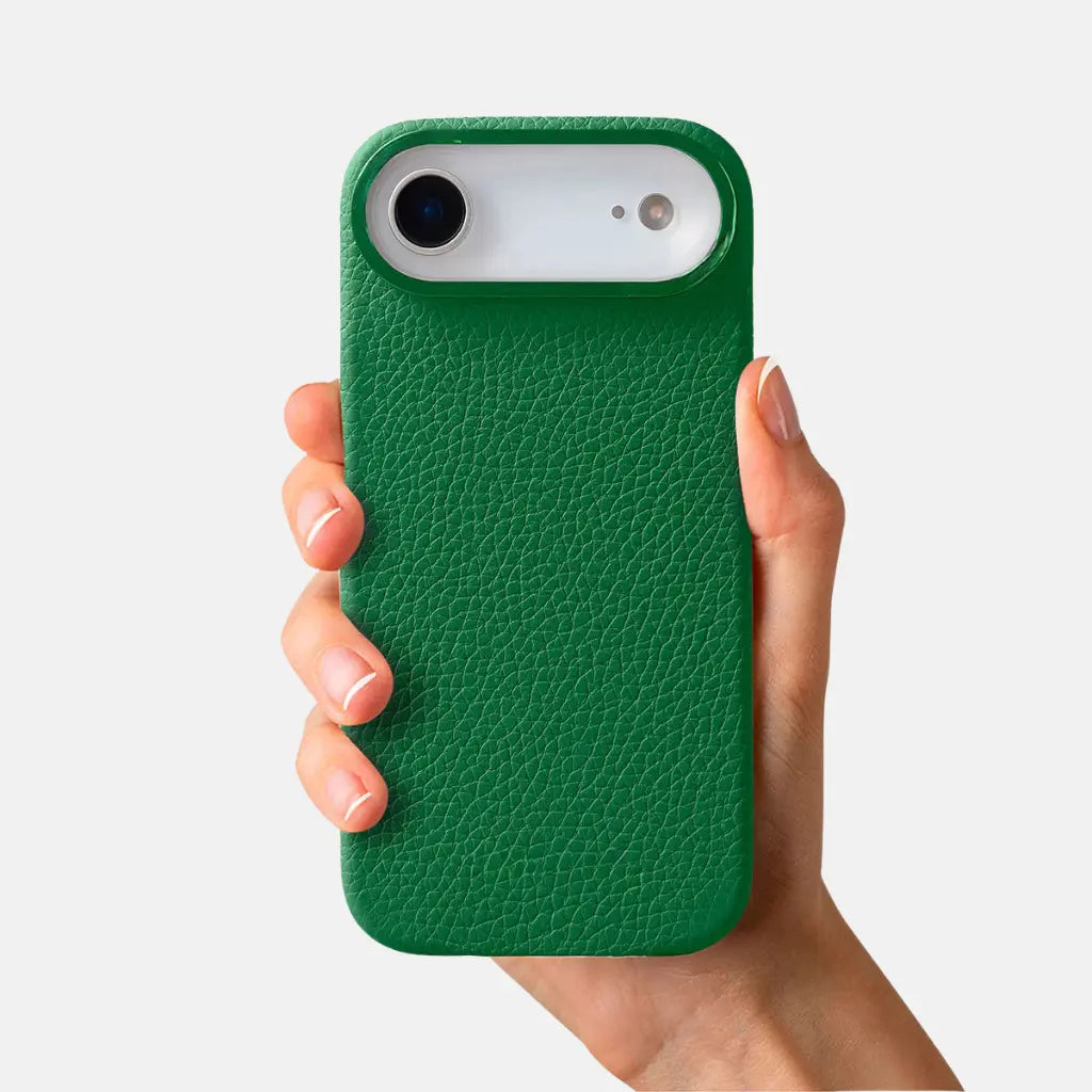 Orbis — Full-Grain Pebbled Leather Case