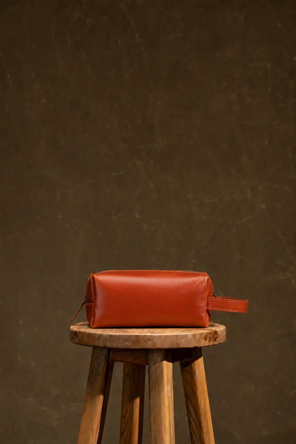 Viaticus — Leather Wash Bag