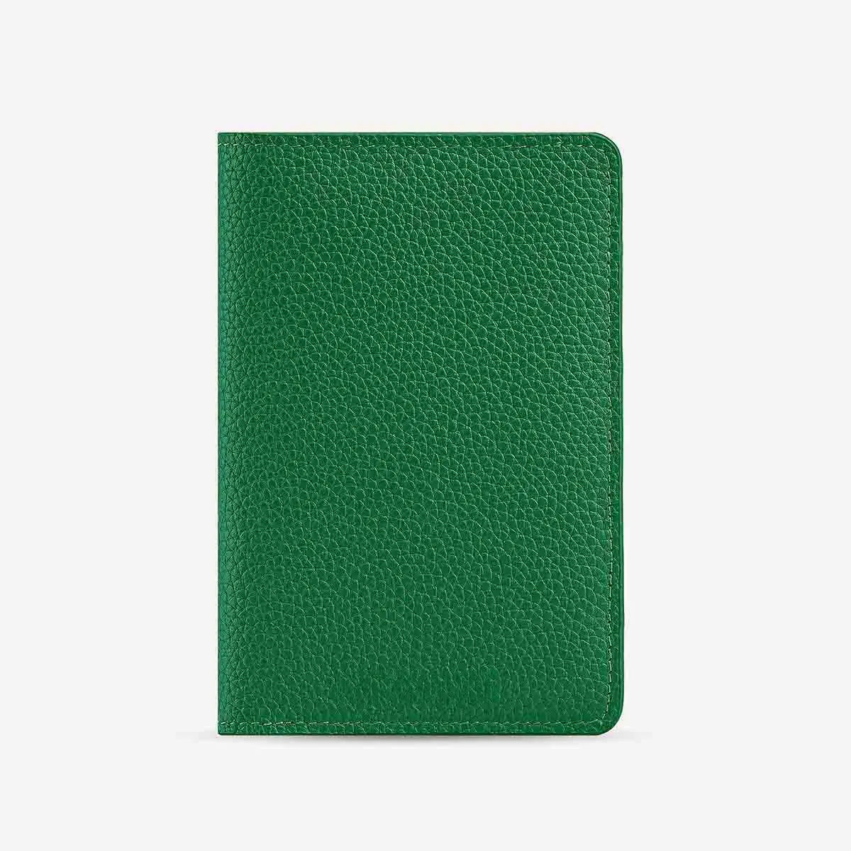 Iter — Full-Grain Pebbled Leather Passport Holder