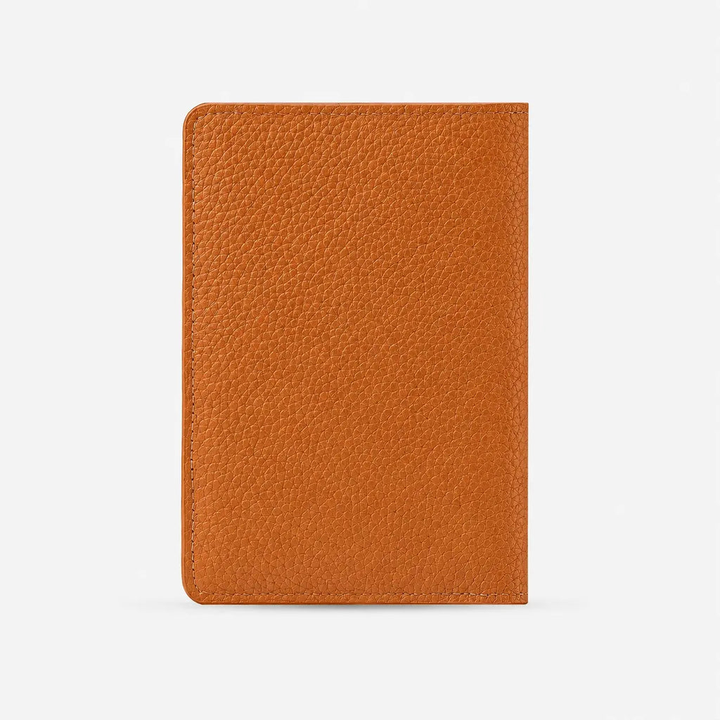 Iter — Full-Grain Pebbled Leather Passport Holder