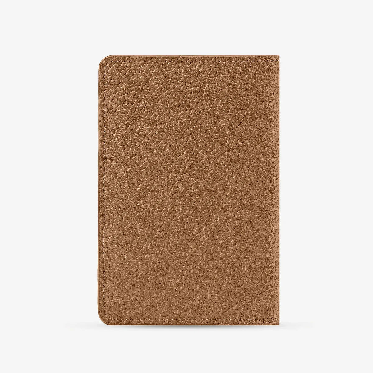 Iter — Full-Grain Pebbled Leather Passport Holder