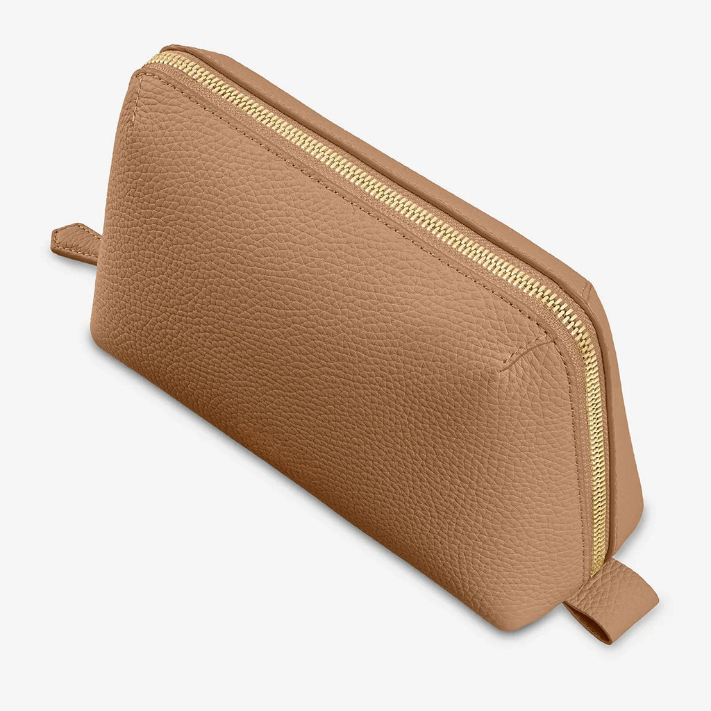 Viaticus — Full-Grain Pebbled Leather Tech Pouch