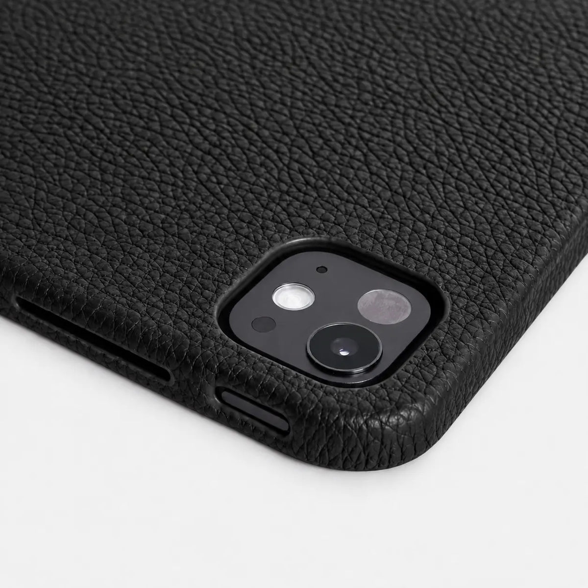 Tabula — Full-Grain Pebbled Leather iPad Case